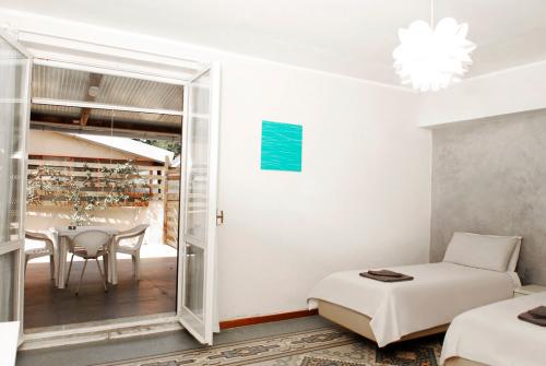 vara_room_2b