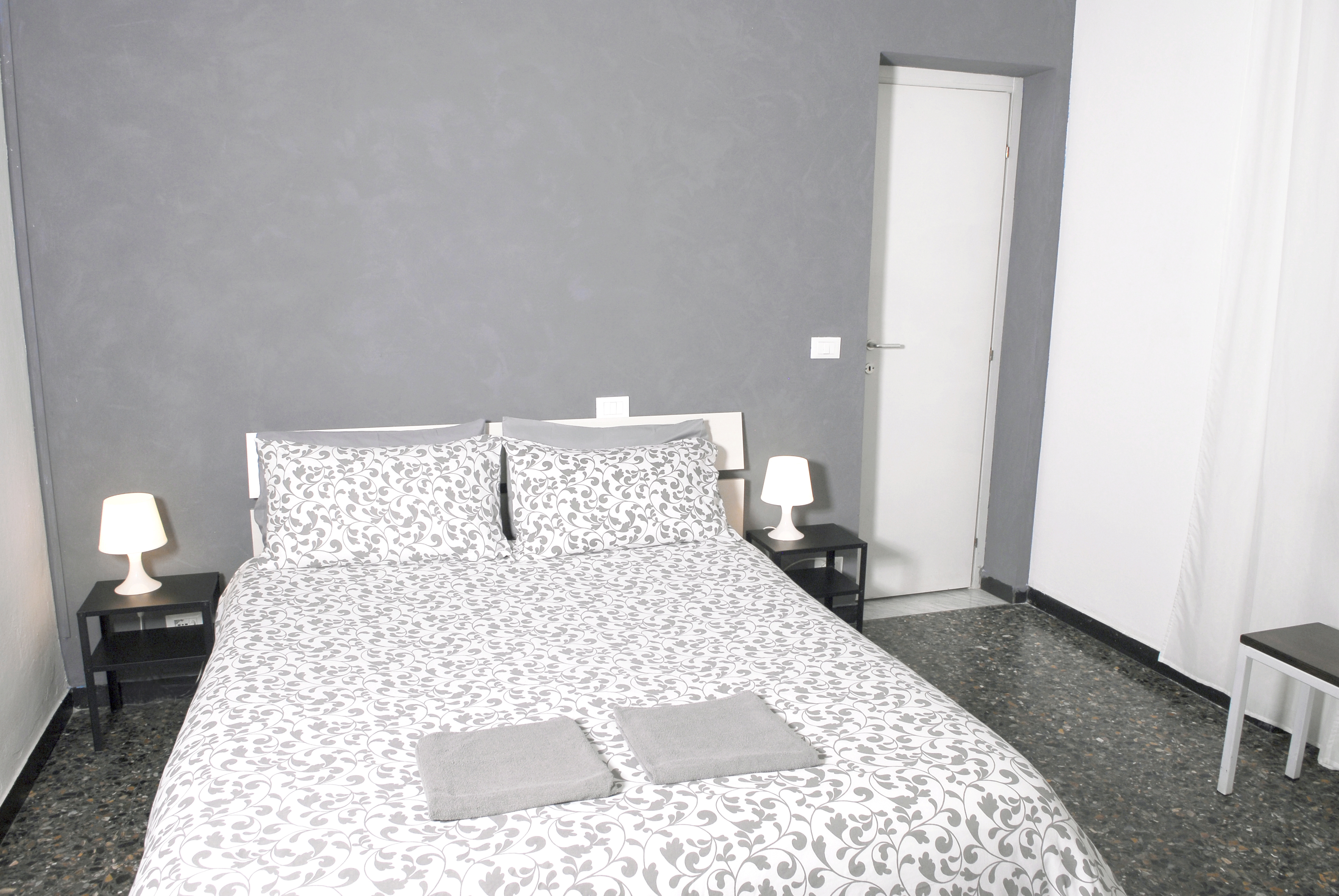 DOUBLE / TWIN ROOM PRIVATE BATHROOM
